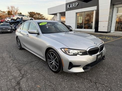Used 2019 BMW 330i xDrive Sedan w/ Driving Assistance Package image 7