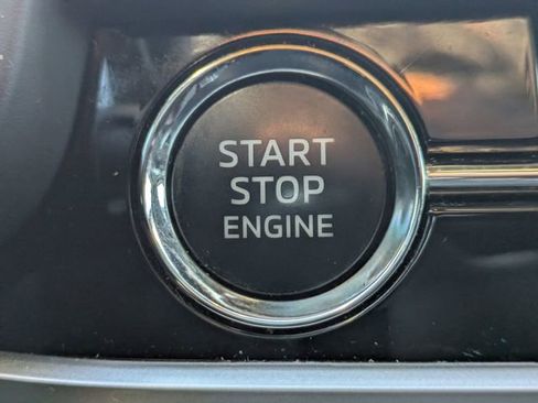 Used 2022 Mitsubishi Outlander SE image 31