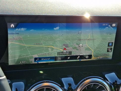 Used 2022 Mercedes-Benz GLA 250 4MATIC image 16