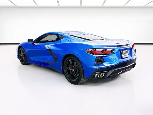 Used 2022 Chevrolet Corvette Stingray Preferred Cpe w/ Battery Protection Package RWD image 6