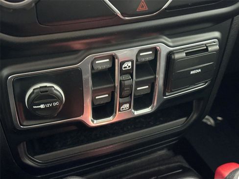 Used 2020 Jeep Wrangler Willys image 26