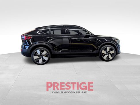 Used 2023 Volvo C40 P8 Recharge Ultimate w/ Protection Package Premier AWD/4WD image 8