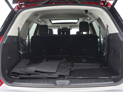 Used 2022 Nissan Pathfinder Platinum w/ Cargo Package AWD/4WD image 18