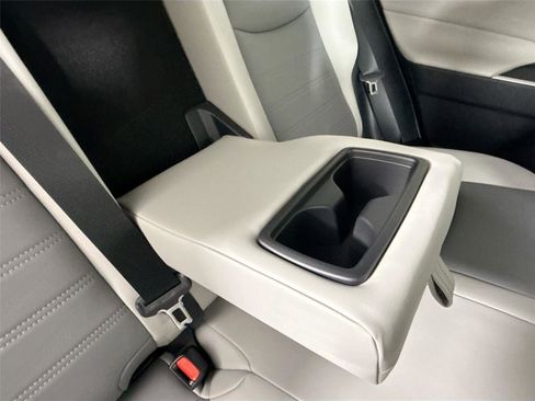 Certified 2025 Toyota RAV4 XLE Premium image 41