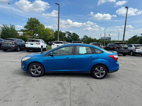 Used 2012 Ford Focus SE FWD image 6