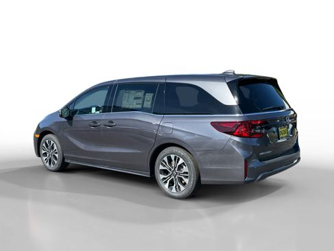 New 2026 Honda Odyssey Elite image 3