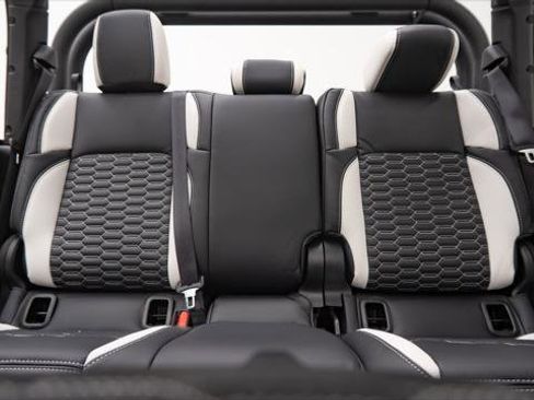 Used 2026 Jeep Gladiator Sport image 15