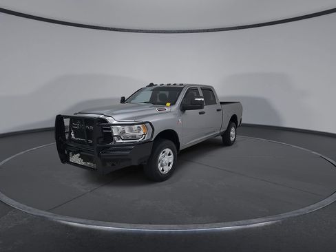 Used 2024 RAM 2500 Tradesman w/ Chrome Appearance Group AWD/4WD image 7