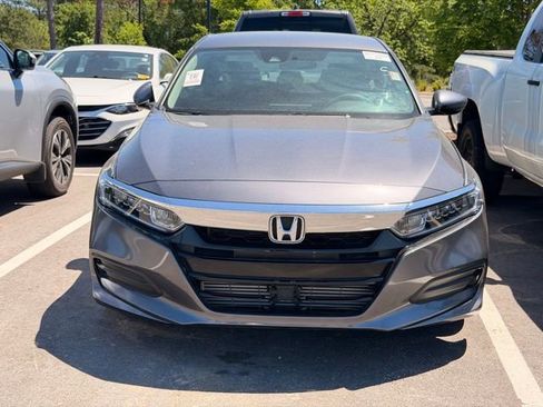 Used 2018 Honda Accord LX image 2