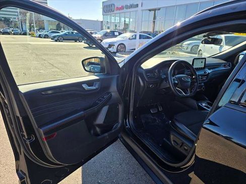 Used 2024 Ford Escape ST-Line image 21