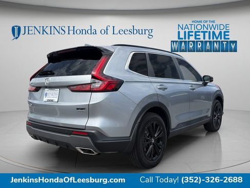 Used 2024 Honda CR-V Sport Touring image 3