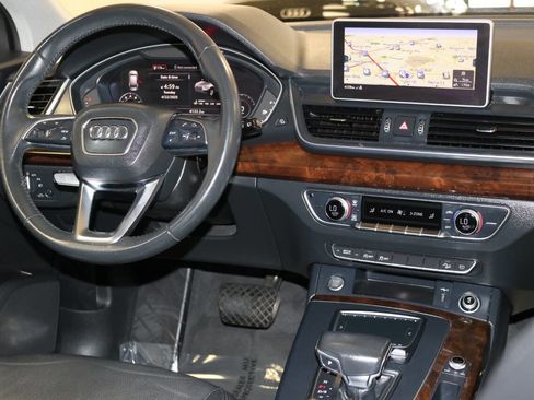Used 2018 Audi Q5 2.0T Premium image 21
