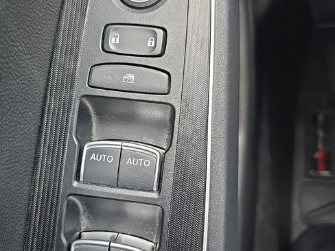 Used 2022 Honda Civic Sport Touring image 10