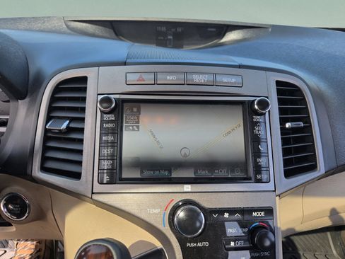 Used 2013 Toyota Venza Limited w/ Tow Prep Pkg FWD image 22