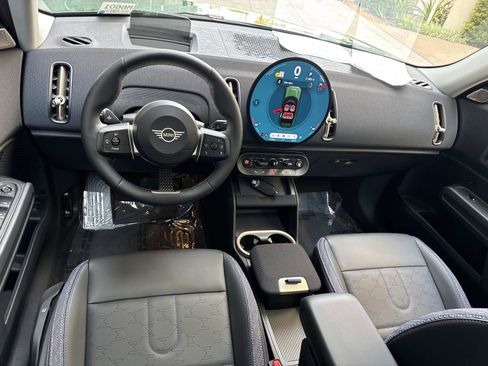 Used 2025 MINI Cooper Countryman S image 7