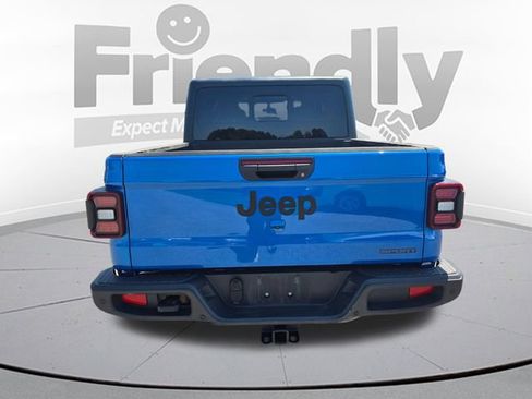 Used 2021 Jeep Gladiator Sport AWD/4WD image 6