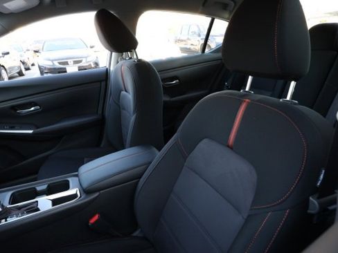 New 2025 Nissan Sentra SR image 15
