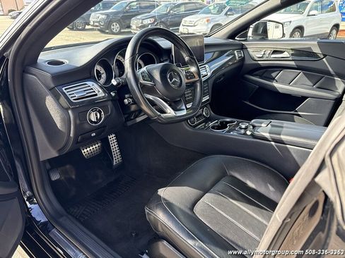 Used 2018 Mercedes-Benz CLS 550 4MATIC image 19