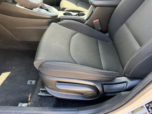 Used 2019 Kia Forte LXS FWD image 16
