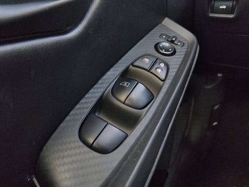 Used 2025 Nissan Sentra S FWD image 27