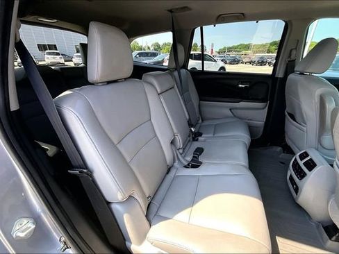 Used 2021 Honda Pilot Touring image 20