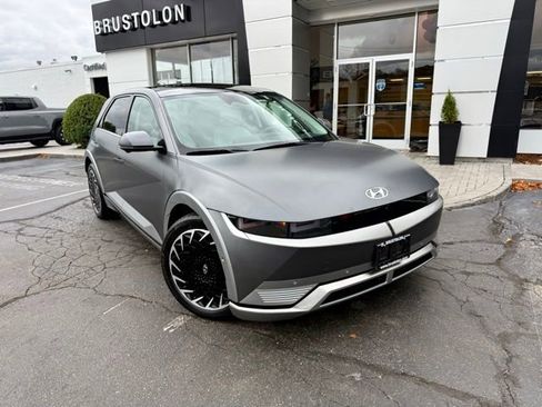 Used 2023 Hyundai Ioniq 5 Limited image 3