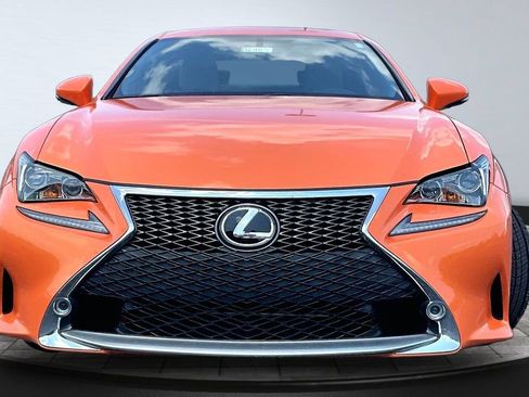 Used 2016 Lexus RC 200t RWD image 3