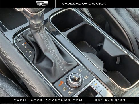 Used 2024 Kia Telluride EX w/ EX Captain's Chair Package image 17