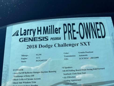 Used 2018 Dodge Challenger SXT image 31