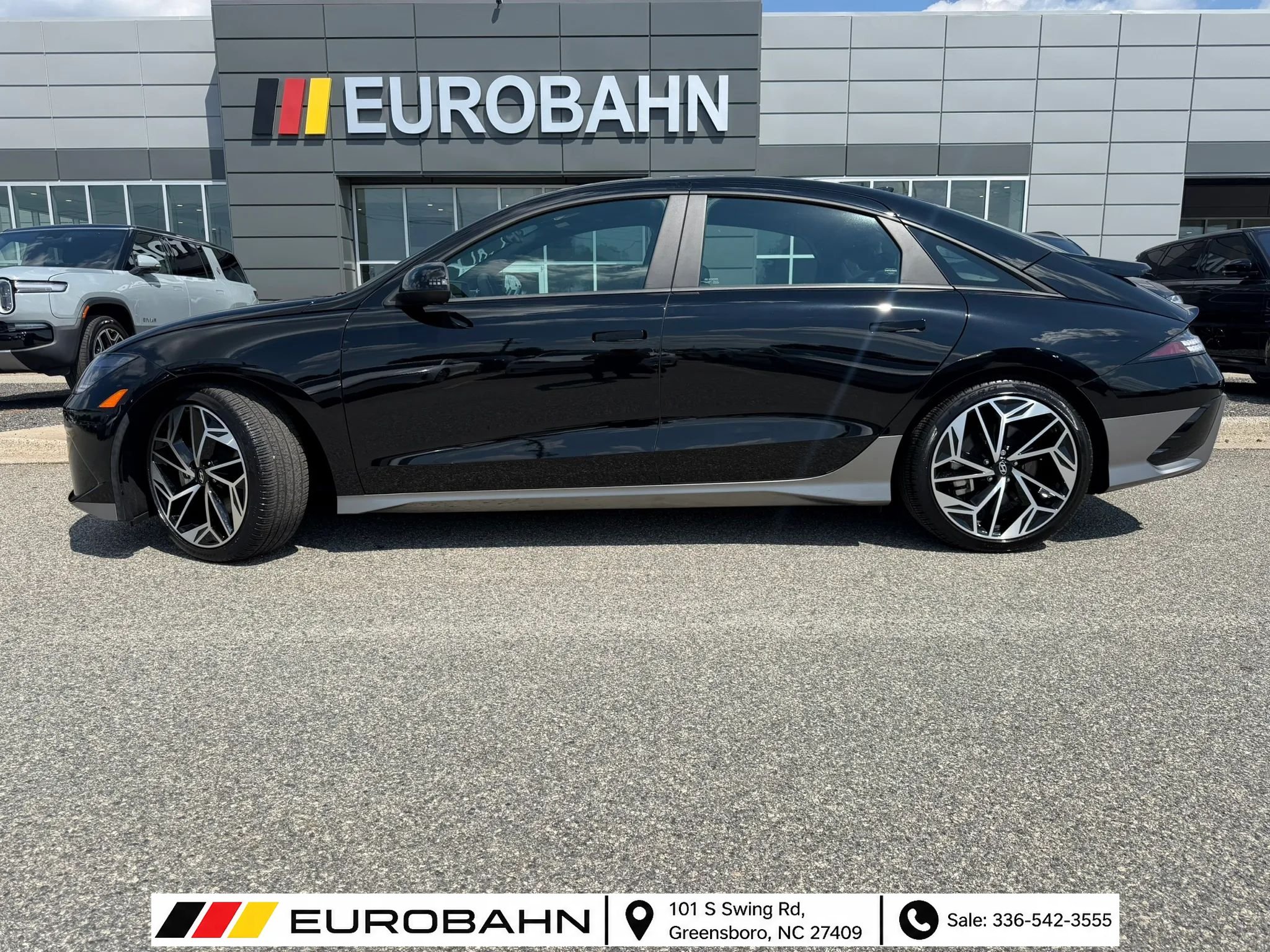 Used 2023 Hyundai Ioniq 6 SEL AWD/4WD image 2
