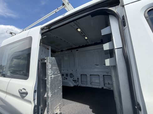 Used 2017 Ford Transit 250 130 Medium Roof RWD image 11