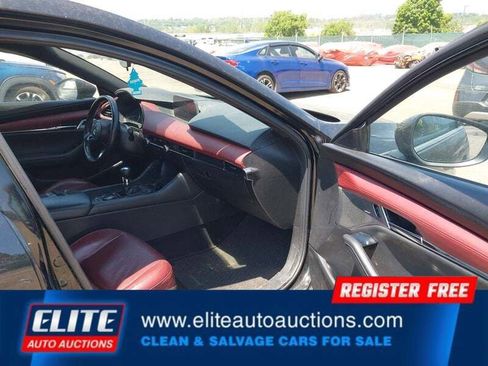 Used 2021 MAZDA MAZDA3 s FWD image 10