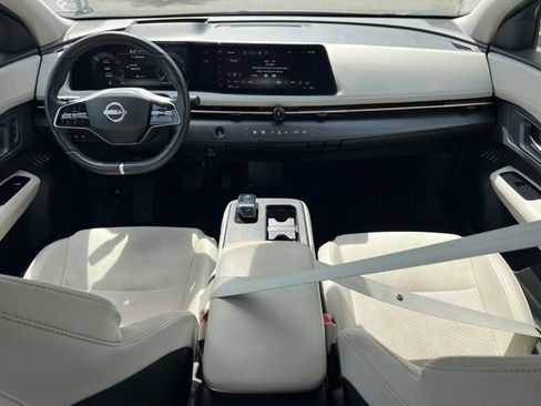 Used 2023 Nissan Ariya AWD image 10