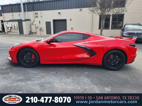 Used 2021 Chevrolet Corvette Stingray Preferred Cpe w/ Z51 Performance Package image 2