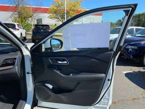 New 2026 Nissan Rogue Platinum w/ Platinum Premium Package image 25