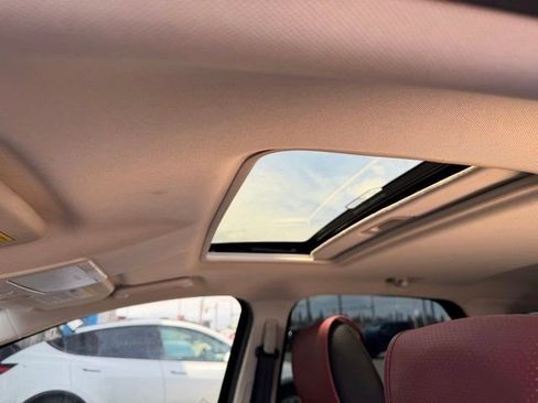 Used 2021 Ford EcoSport SE w/ SE Convenience Package image 13