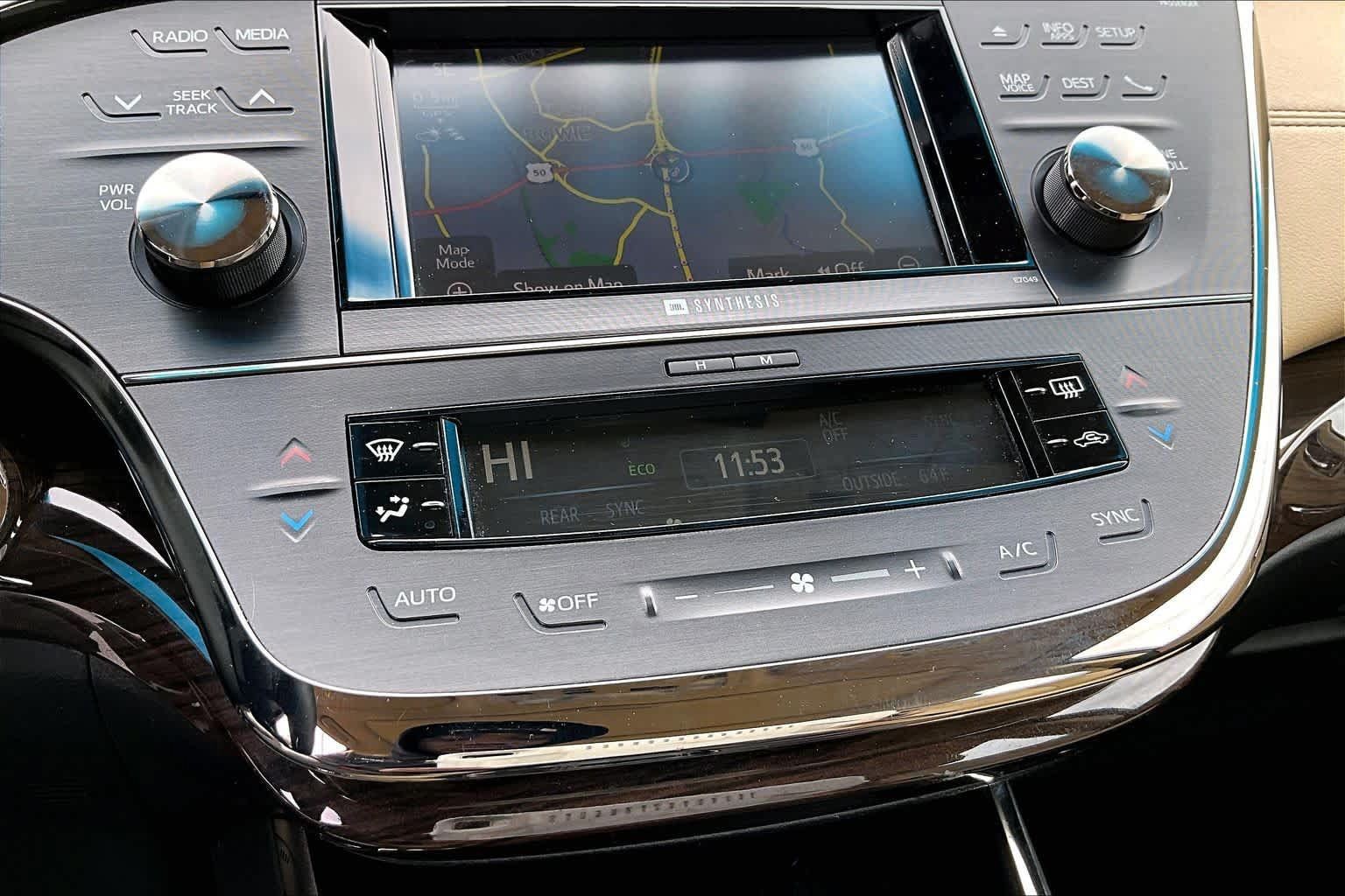 Used 2014 Toyota Avalon Limited FWD image 35