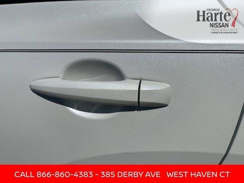 Certified 2023 Nissan Rogue SL w/ SL Premium Package AWD/4WD image 16