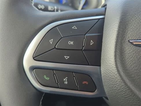 New 2026 Chrysler Pacifica Select image 24