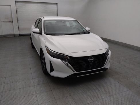 Used 2025 Nissan Sentra SV FWD image 14