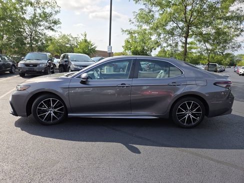Used 2023 Toyota Camry SE FWD image 18