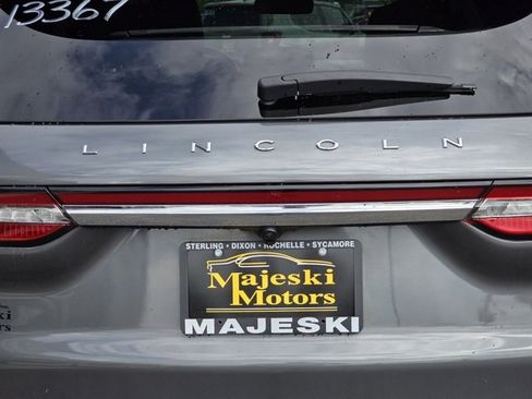 Used 2022 Lincoln Corsair Reserve w/ Equipment Group 201A image 11