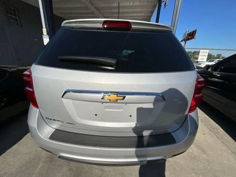 Used 2017 Chevrolet Equinox LT AWD/4WD image 7