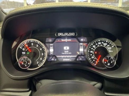 Used 2022 RAM 1500 Laramie w/ Sport Appearance Package image 15