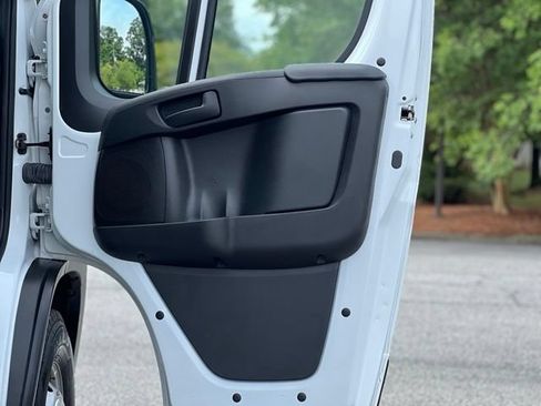 Used 2023 RAM ProMaster 2500 FWD image 17