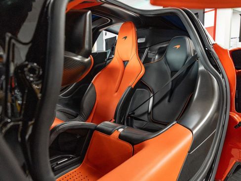 Used 2020 McLaren Speedtail image 4