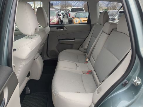 Used 2012 Subaru Forester 2.5X Premium w/ Popular Pkg 1 image 27