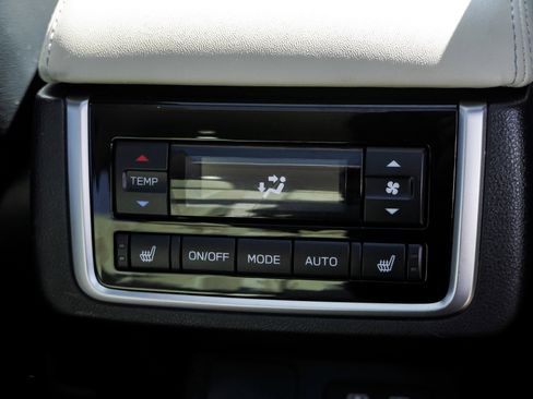 Used 2023 Subaru Ascent Limited w/ Technology Package AWD/4WD image 31