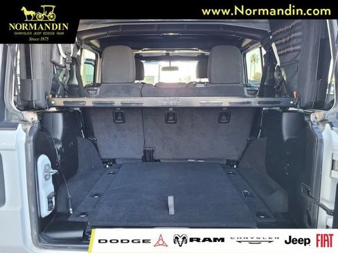 Used 2021 Jeep Wrangler Unlimited Rubicon AWD/4WD image 19