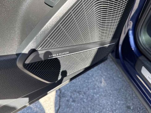 Used 2018 Audi SQ5 Prestige AWD/4WD image 13